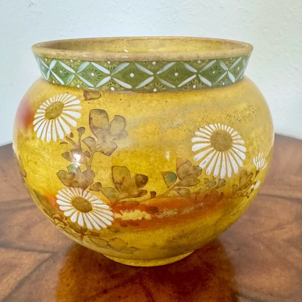 Antique Japanese Ceramic Planter Hand Painted Floral Decoration 5 1/2” - Picture 2 of 12